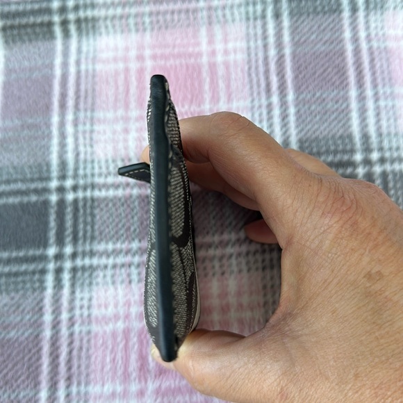 Coach ID card holder change purse 4.25 wide 3 inches high - Picture 3 of 7